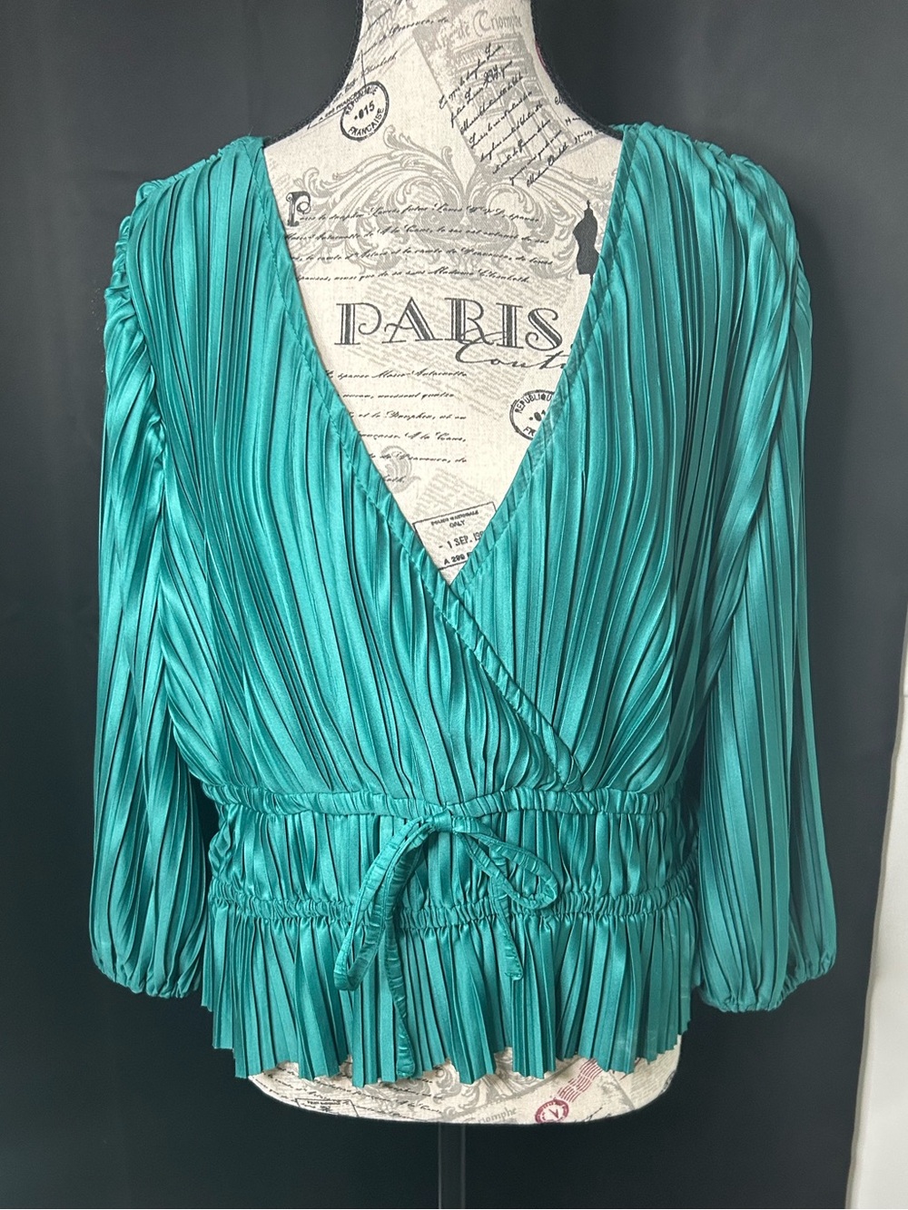 Women’s New Pleated Wrap Blouse (XL)